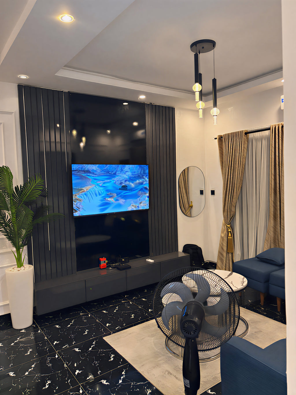 NO.18 NICOLE BALOGUN APT 8