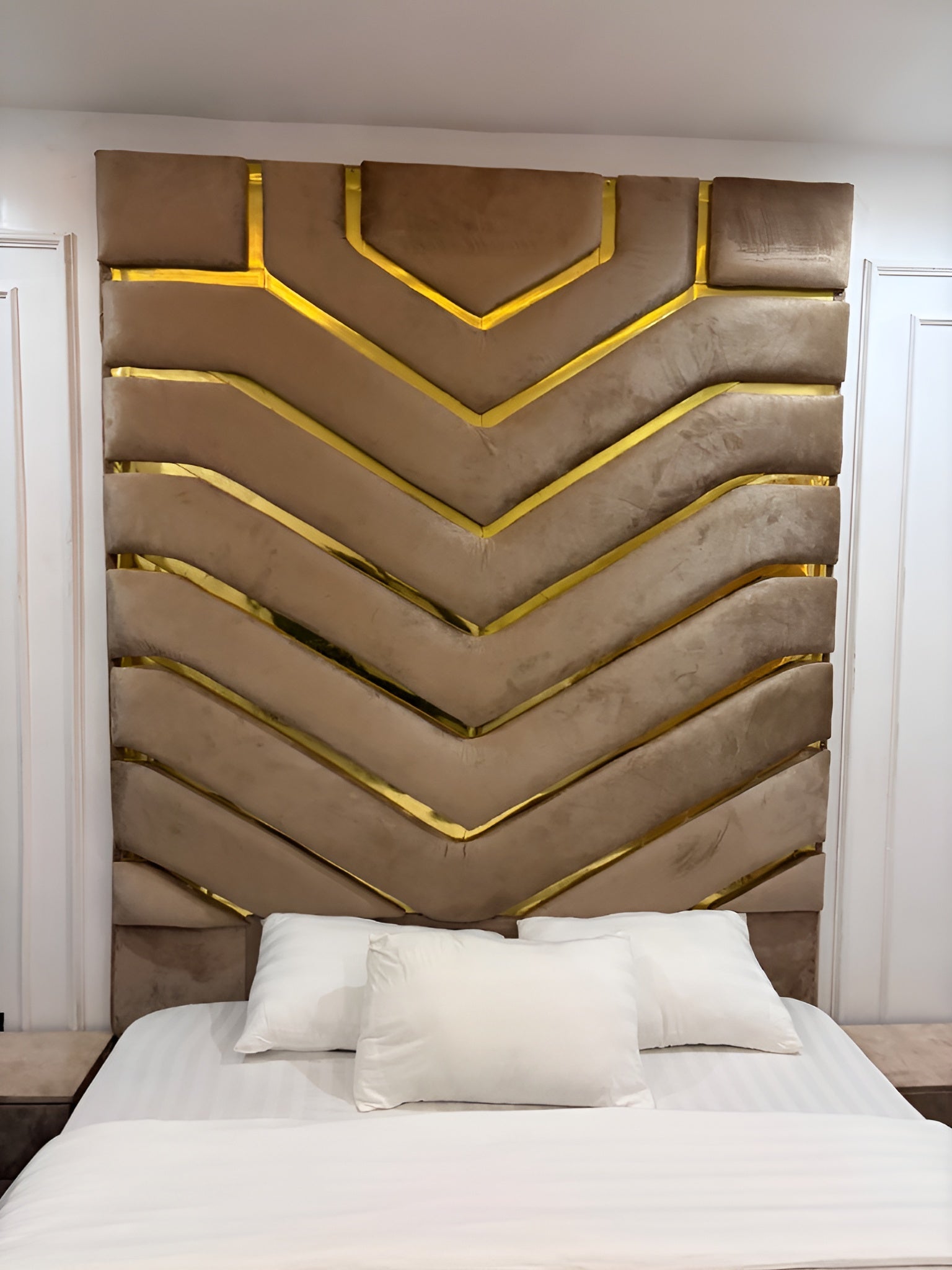 NO.18 NICOLE BALOGUN APT 8