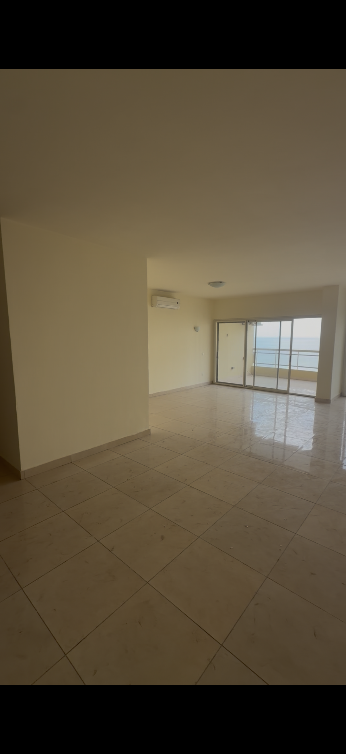 3 BEDROOM NON SERVICED APARTMENT(BANANA ISLAND) FOR RENT
