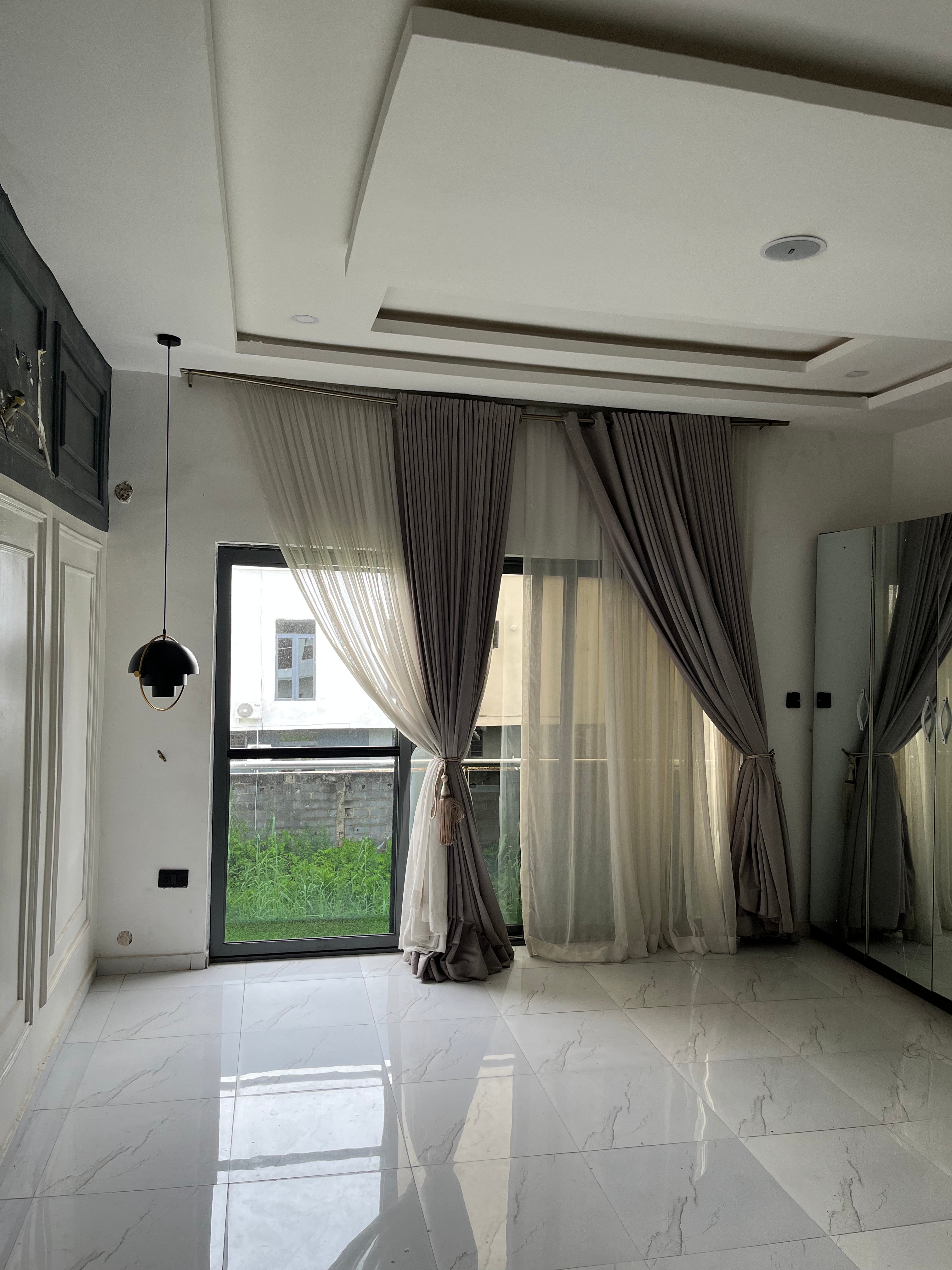 4BED 4BATH CHERRY BLOSSOM STREET CHEVRON