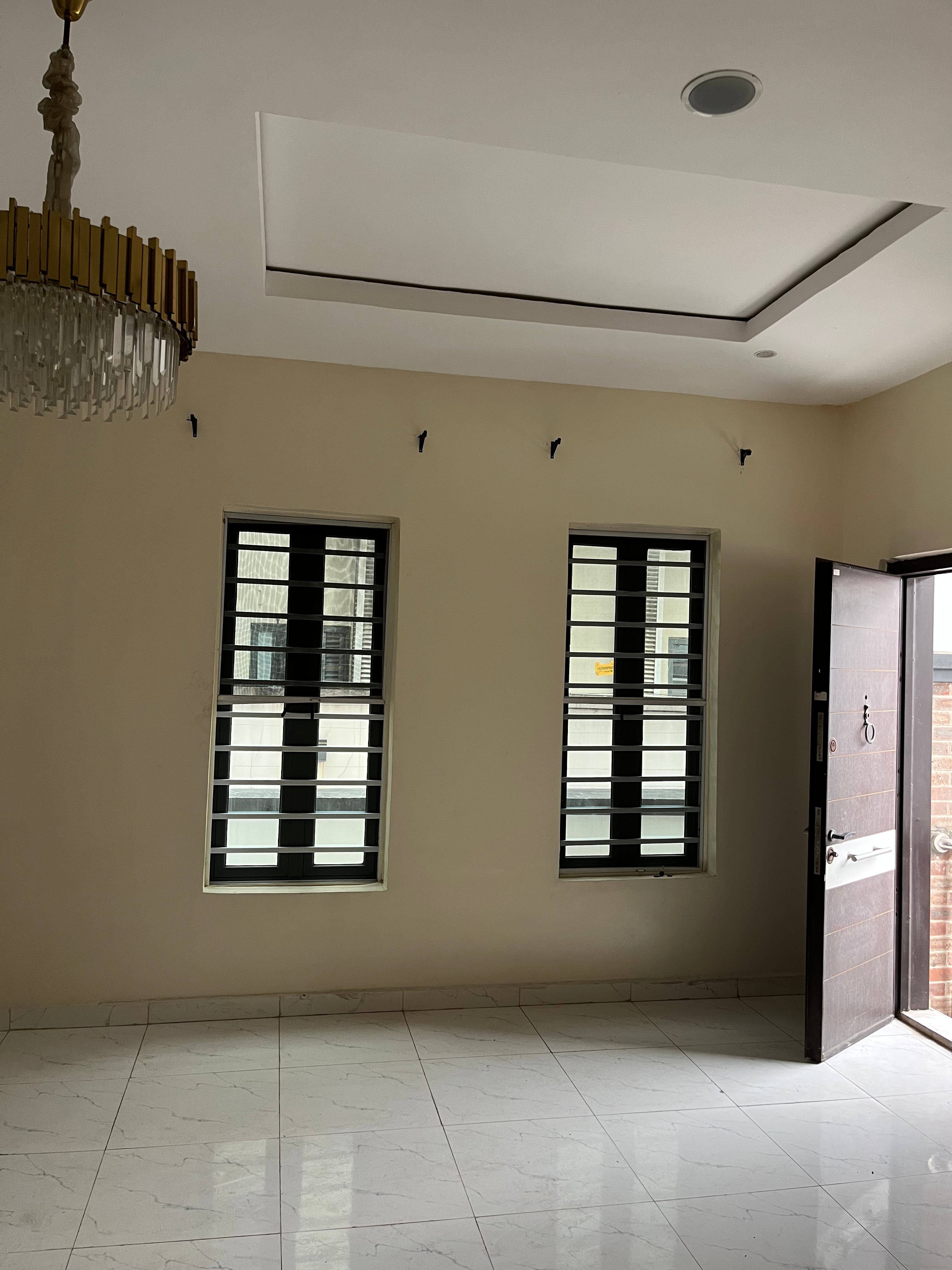 4BED 4BATH DANDELION STREET CHEVRON