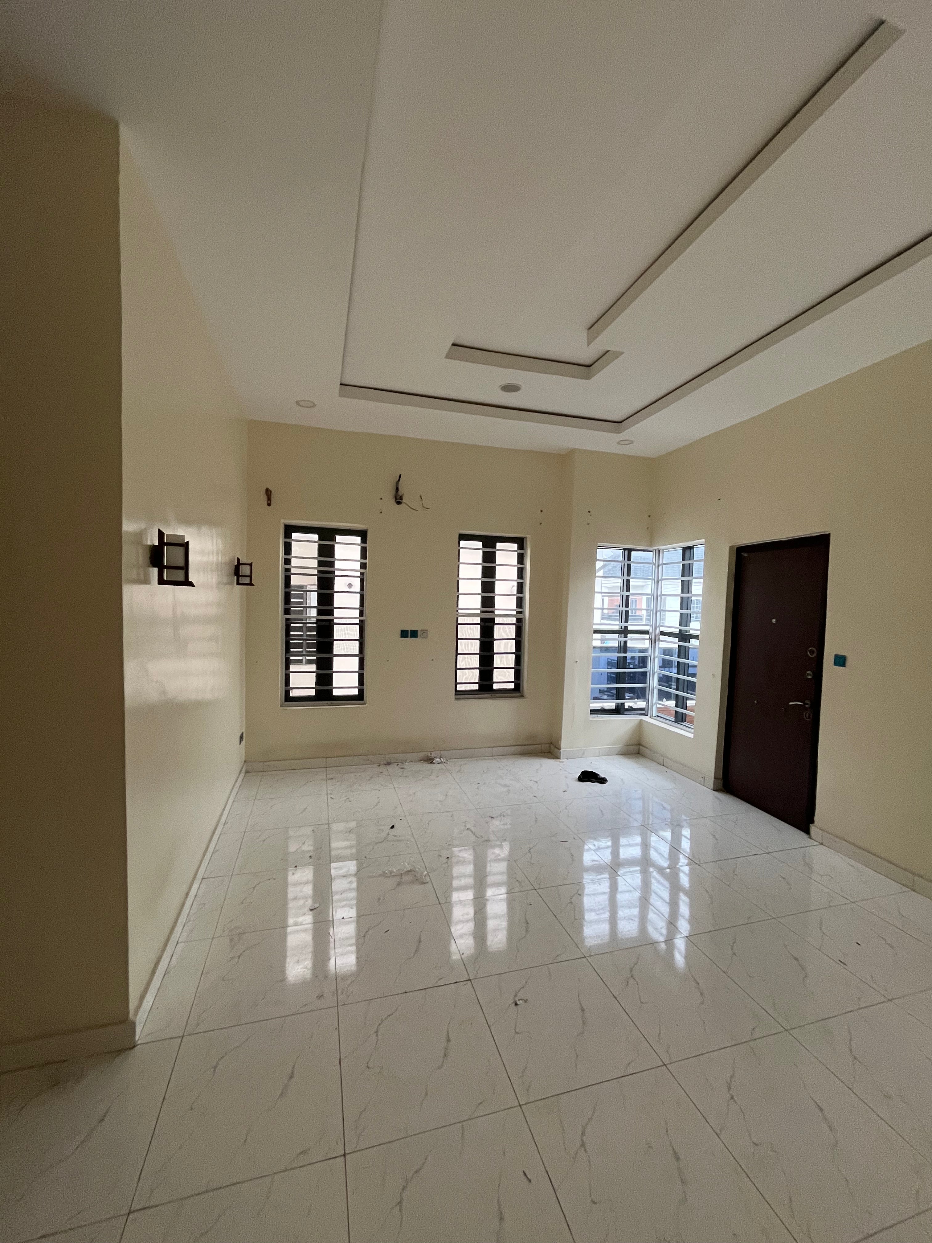 4BED 4BATH DANDELION STREET CHEVRON