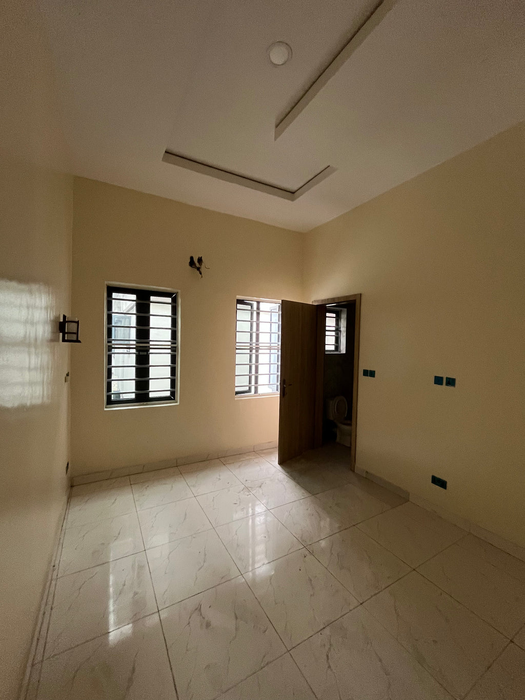 4BED 4BATH DANDELION STREET CHEVRON