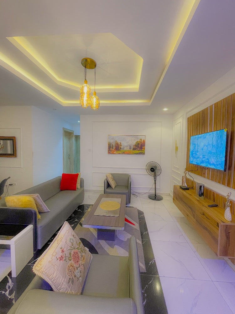 FATAI OLUSESI 2BED 2BATH