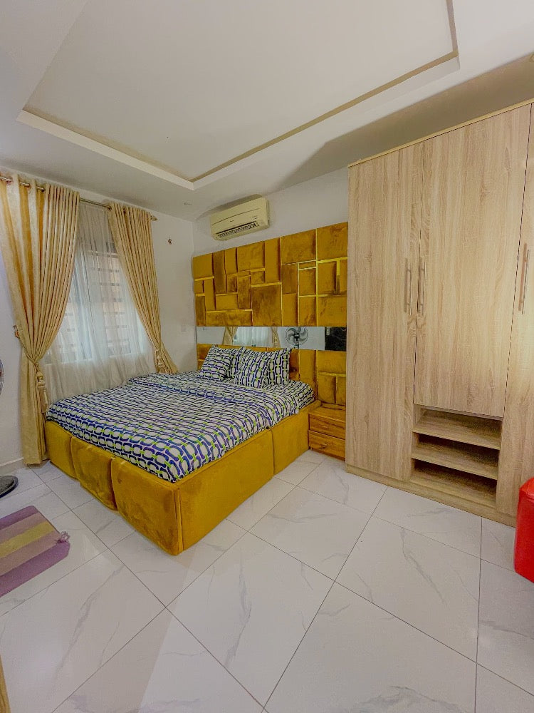 FATAI OLUSESI 2BED 2BATH