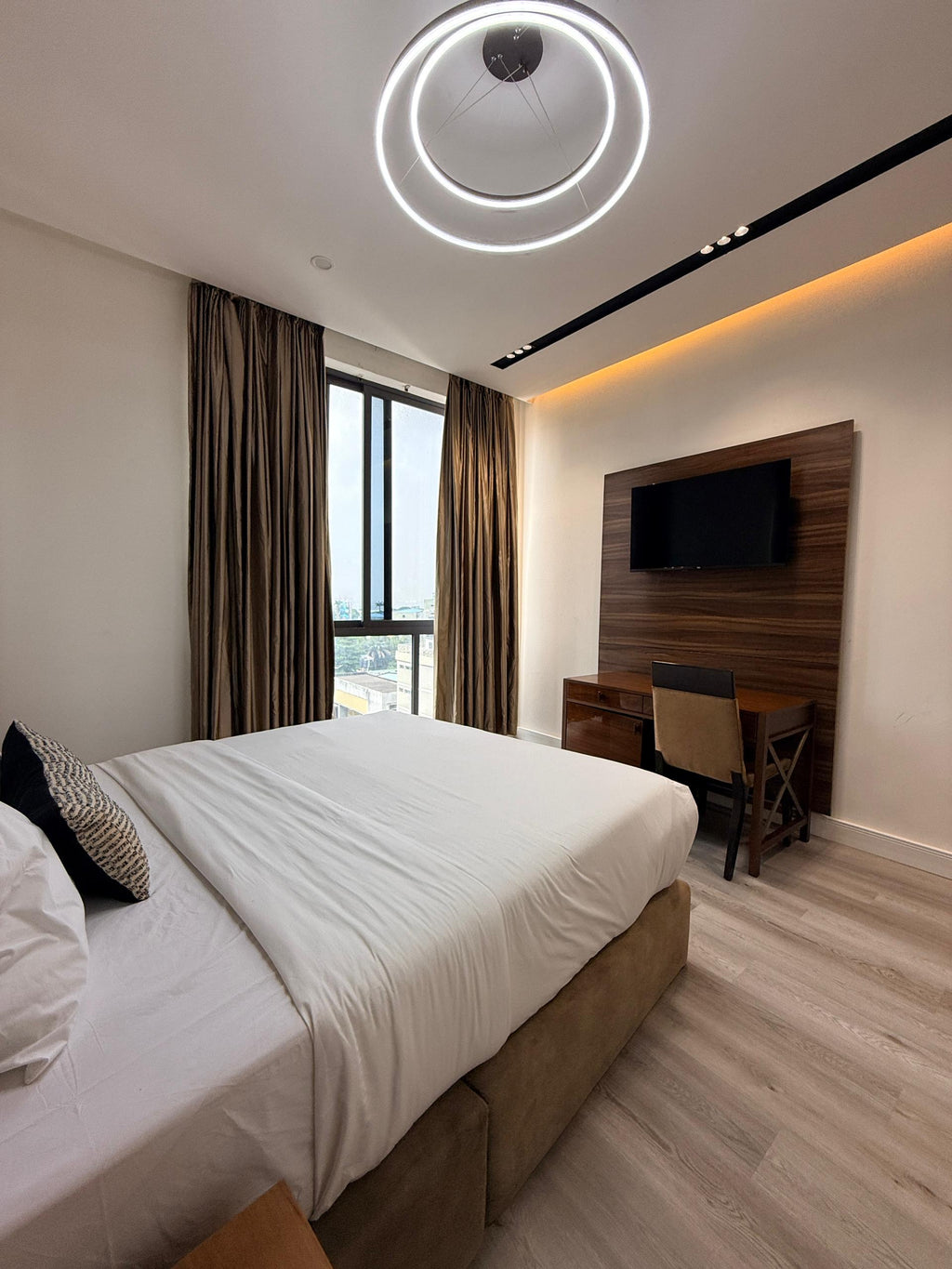 EDEN HEIGHTS 4BED 4 BATH