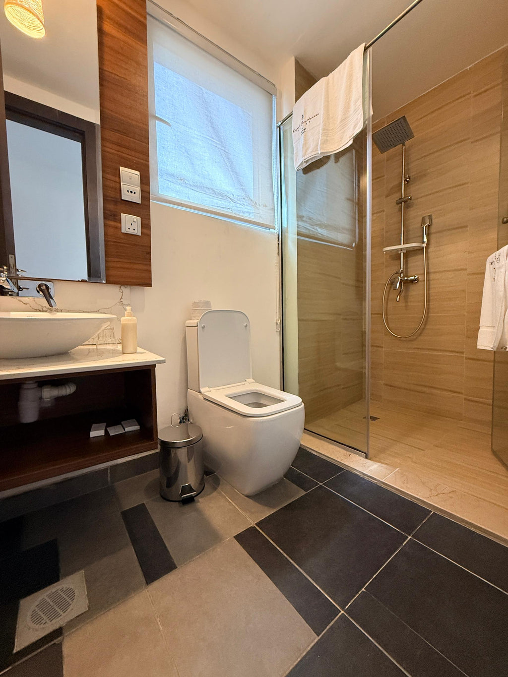 EDEN HEIGHTS 4BED 4 BATH