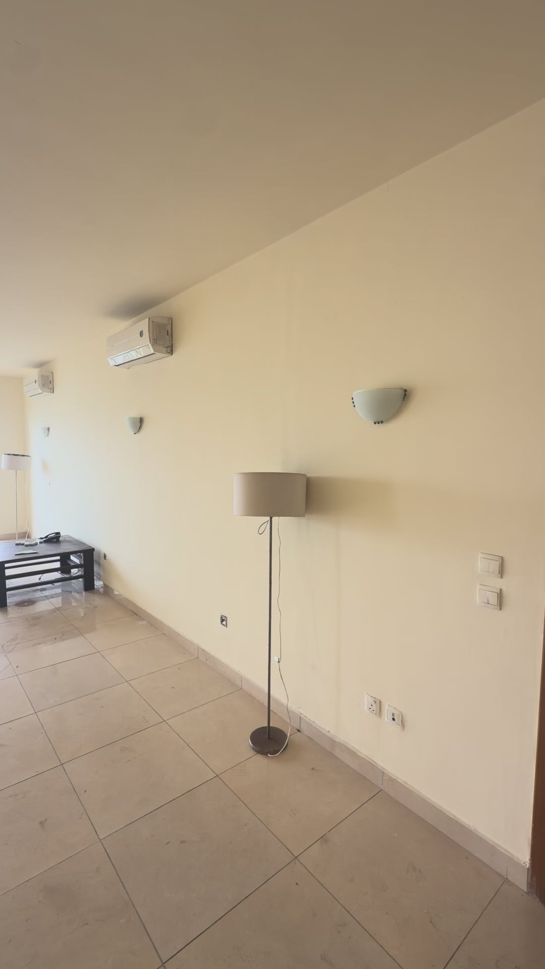 3 BEDROOM NON SERVICED APARTMENT(BANANA ISLAND) FOR RENT