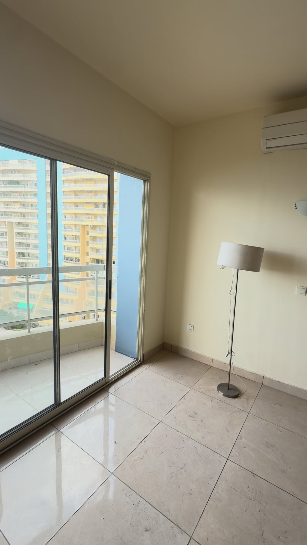 3 BEDROOM NON SERVICED APARTMENT(BANANA ISLAND) FOR RENT