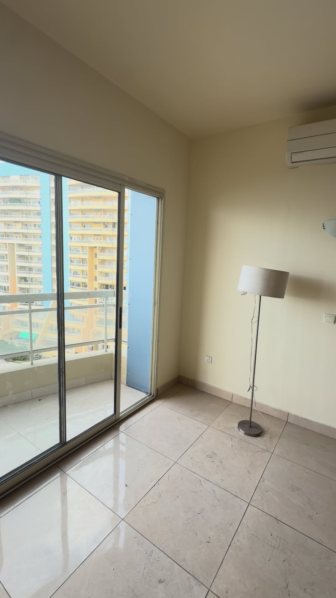 3 BEDROOM NON SERVICED APARTMENT(BANANA ISLAND) FOR RENT